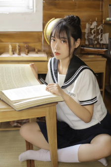结月恭子